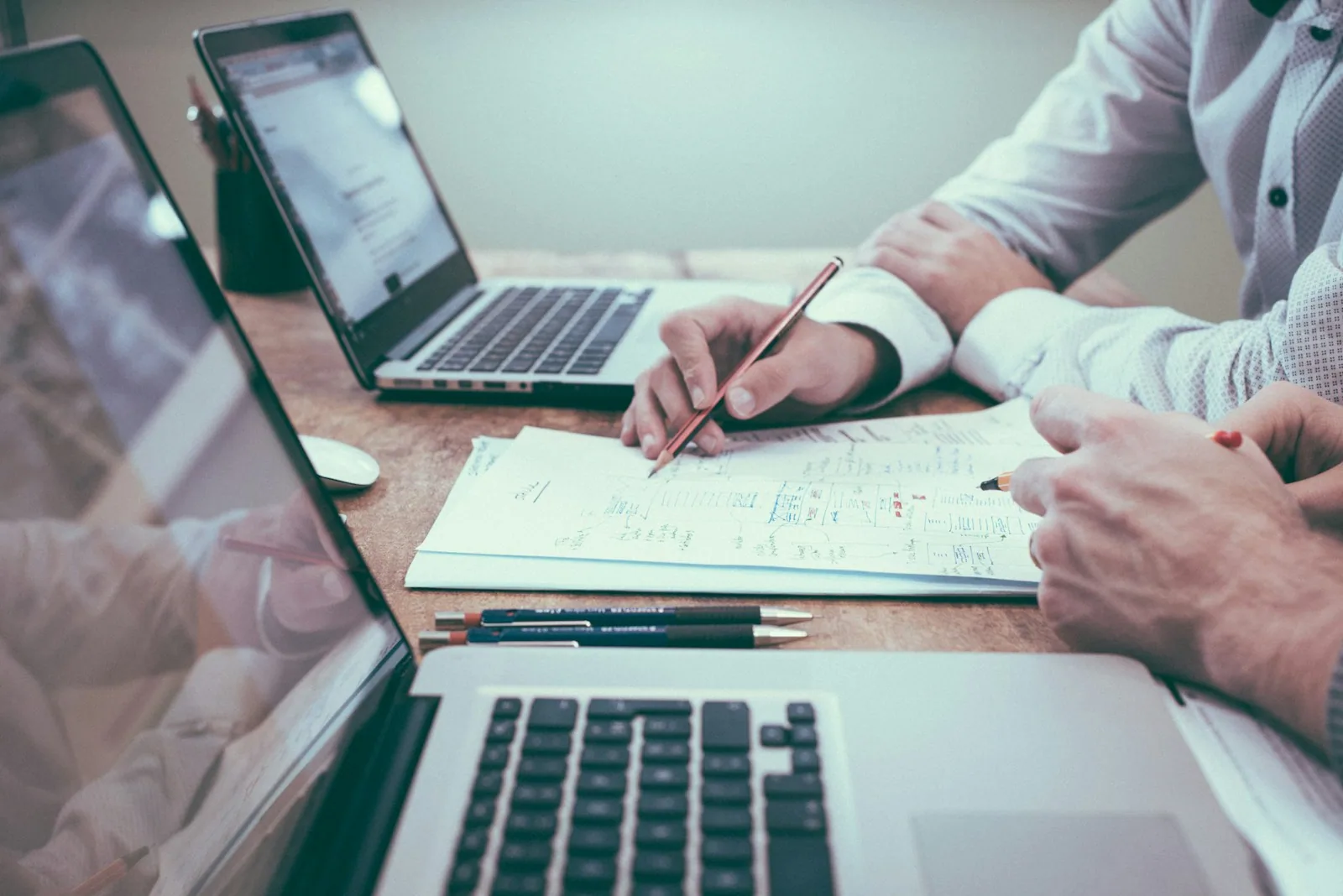 Agentes de IA para Empresas: Do Piloto à Produção em 2026